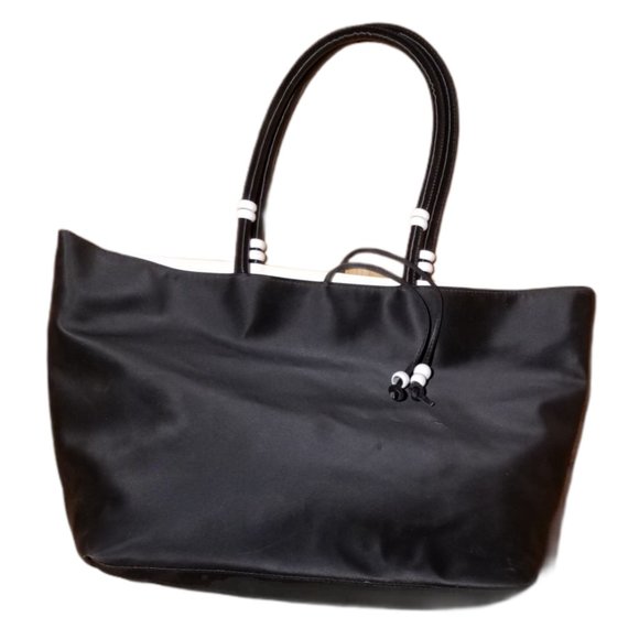 GIVENCHY Black & White Tote Bag - Picture 6 of 6